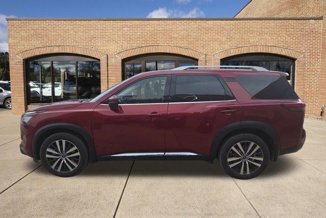 2022 Nissan Pathfinder Platinum 4WD