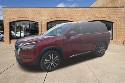 2022 Nissan Pathfinder Platinum 4WD