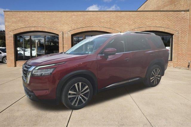2022 Nissan Pathfinder Platinum 4WD