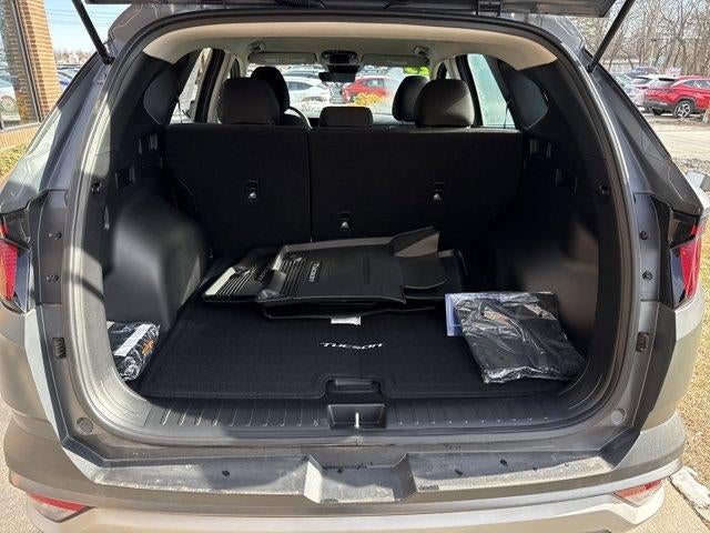 2025 Hyundai TUCSON SE AWD