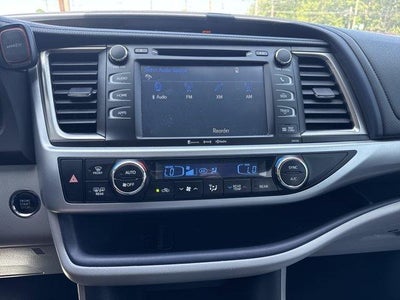 2016 Toyota Highlander AWD 4dr V6 XLE (Natl)