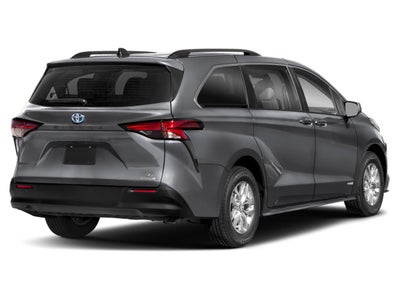 2022 Toyota Sienna LE FWD 8-Passenger (Natl)