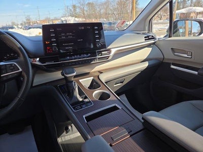 2021 Toyota Sienna XLE AWD 7-Passenger (Natl)