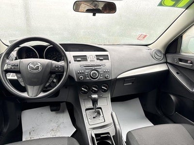 2013 Mazda Mazda3 4dr Sdn Auto i Sport