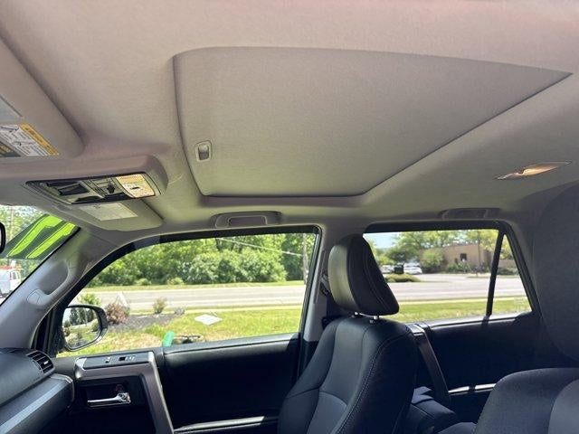 2017 Toyota 4Runner SR5 Premium 4WD (Natl)