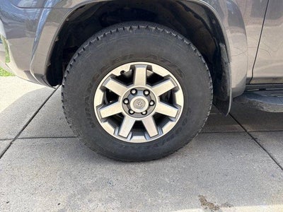 2014 Toyota 4Runner 4WD 4dr V6 Trail (Natl)