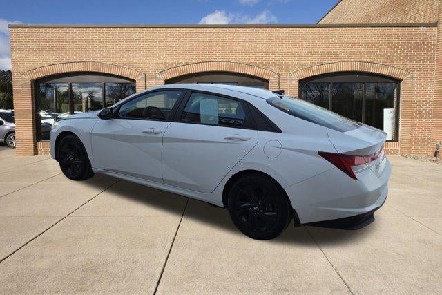 2023 Hyundai ELANTRA Hybrid Blue DCT