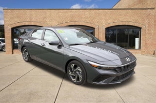 2025 Hyundai ELANTRA SEL Sport IVT