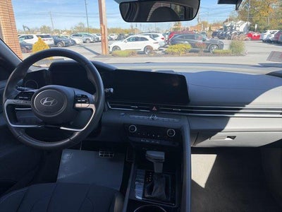 2025 Hyundai ELANTRA HYBRID SEL Sport DCT