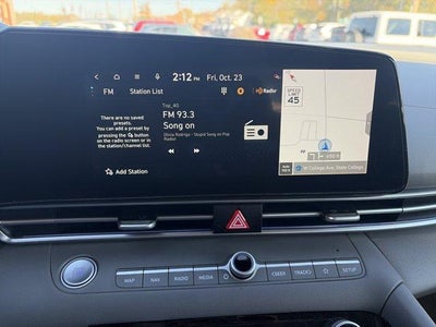 2025 Hyundai ELANTRA HYBRID SEL Sport DCT