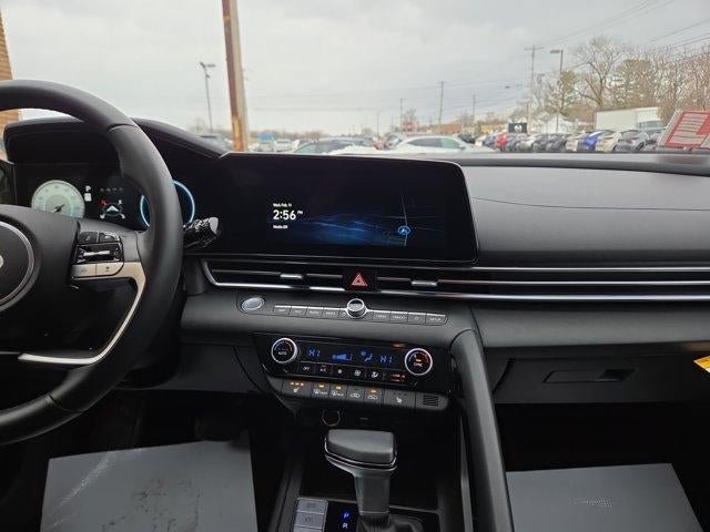 2025 Hyundai ELANTRA SEL Convenience IVT