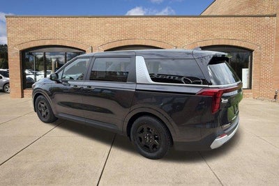 2026 Kia Carnival LXS FWD
