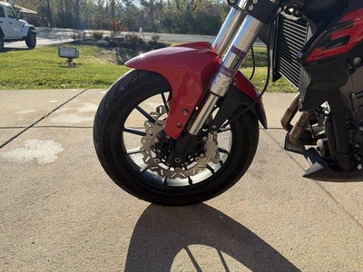 2022 Benelli 302S Base