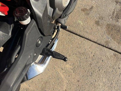 2022 Benelli 302S Base