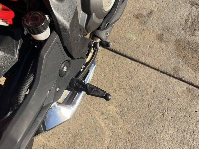 2022 Benelli 302S Base