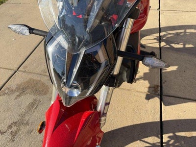2022 Benelli 302S Base
