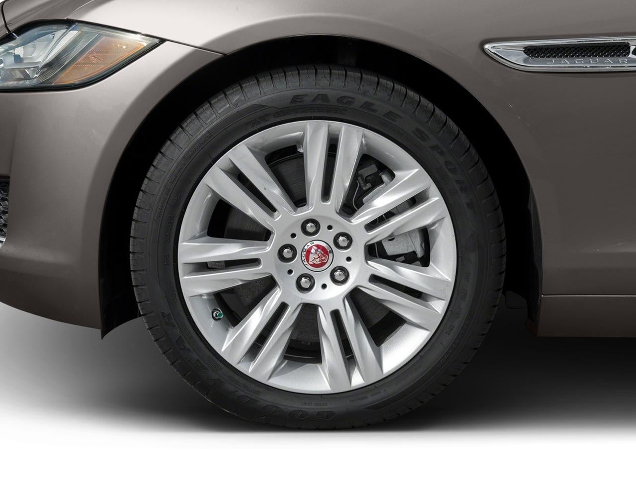2017 Jaguar XF 35t Premium RWD