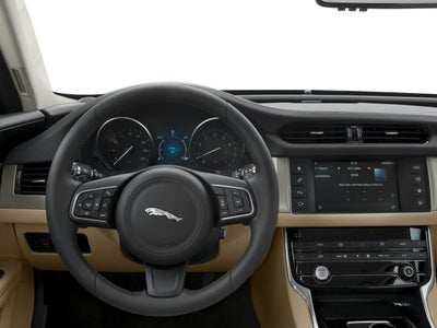 2017 Jaguar XF 35t Premium RWD
