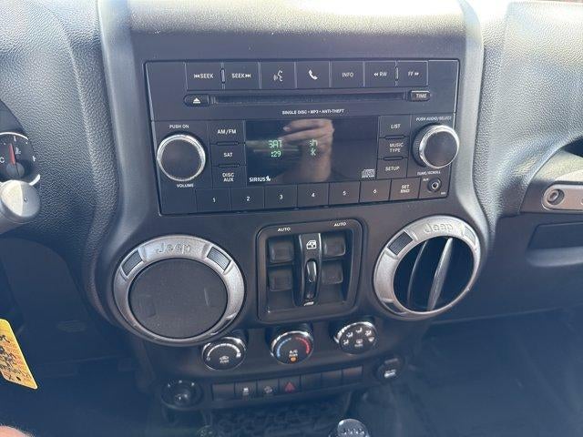 2014 Jeep Wrangler Unlimited 4WD 4dr Sport