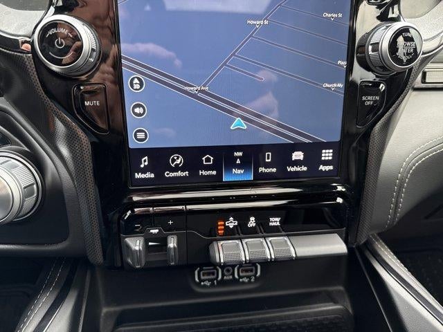 2024 RAM 1500 Limited 4x4 Crew Cab 5'7" Box