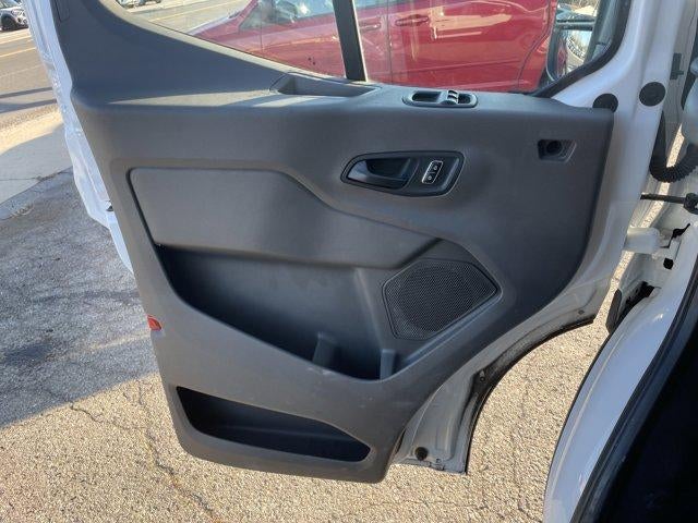 2023 Ford Transit Passenger Wagon T-350 148" Low Roof XLT RWD