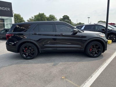 2022 Ford Explorer ST 4WD