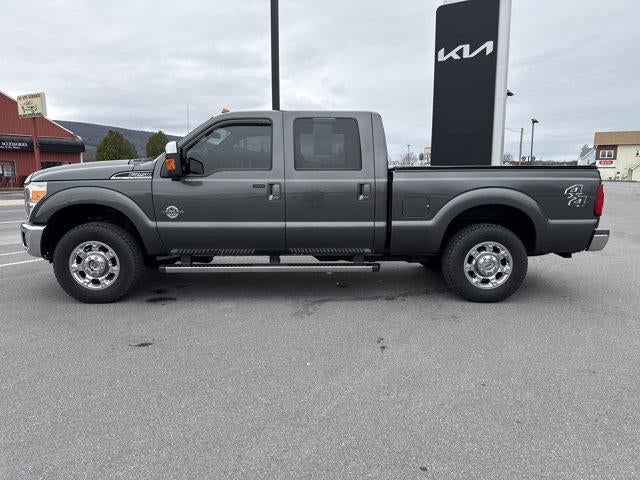 2015 Ford Super Duty F-250 SRW 4WD Crew Cab 6-3/4 Ft Box Lariat