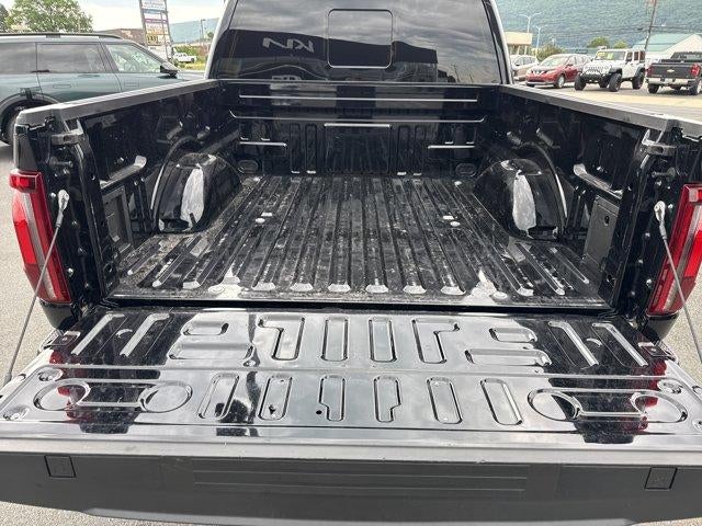 2024 Ford F-150 LARIAT 4WD SuperCrew 5.5' Box