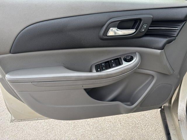 2015 Chevrolet Malibu 4dr Sdn LS w/1FL