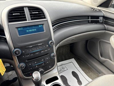 2015 Chevrolet Malibu 4dr Sdn LS w/1FL