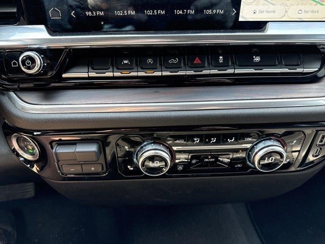 2025 GMC Sierra 1500 Crew Cab Short Box 4-Wheel Drive SLT