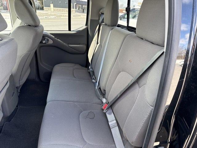 2021 Nissan Frontier Crew Cab 4x4 SV Auto