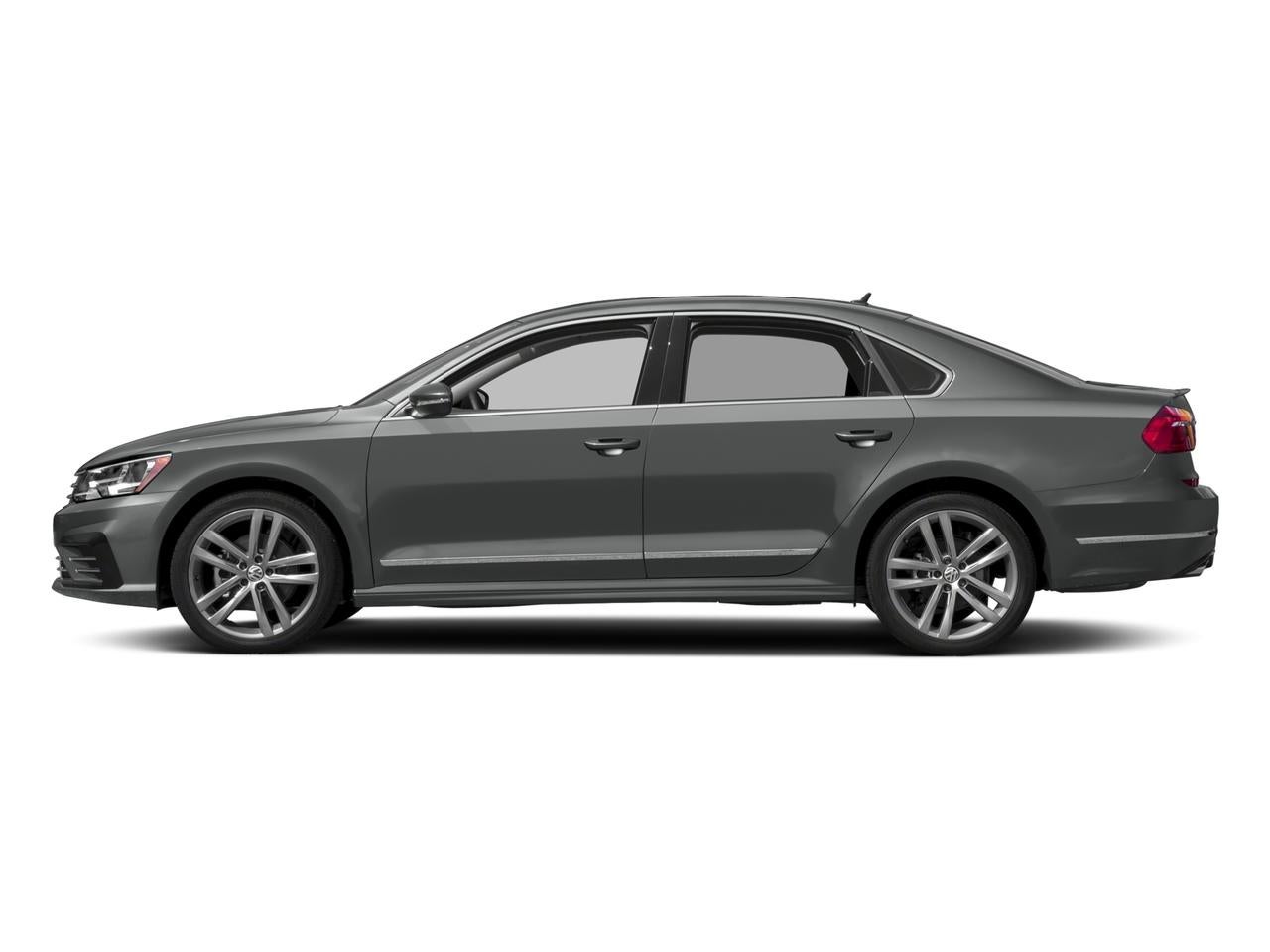 2017 Volkswagen Passat R-Line w/Comfort Pkg Auto