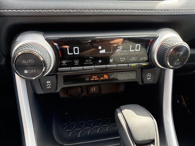 2025 Toyota RAV4 XLE AWD (Natl)