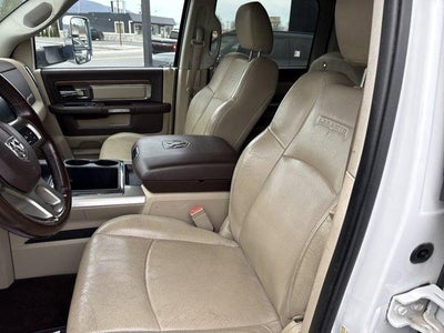 2015 RAM 3500 4WD Crew Cab 8 Ft Box Laramie