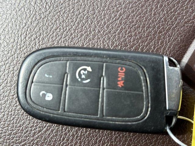 2015 RAM 3500 4WD Crew Cab 8 Ft Box Laramie