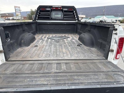 2015 RAM 3500 4WD Crew Cab 8 Ft Box Laramie