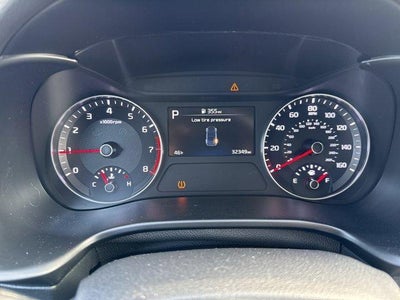 2023 Kia Forte LXS IVT