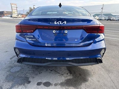 2023 Kia Forte LXS IVT