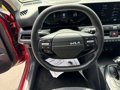 2025 Kia K4 LXS FWD