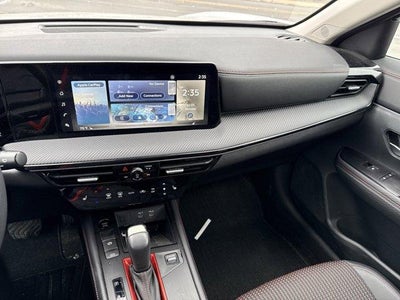 2025 Nissan Kicks SR AWD