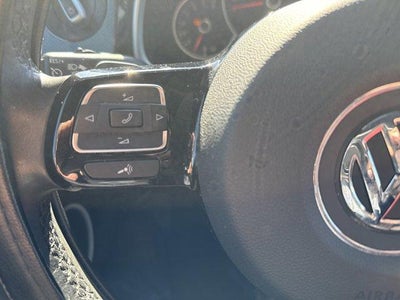2012 Volkswagen Beetle 2dr Cpe DSG 2.0T Turbo