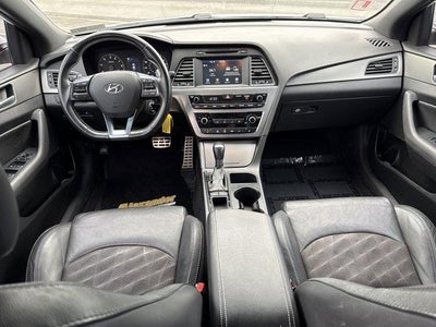 2017 Hyundai SONATA Sport 2.0T w/Black