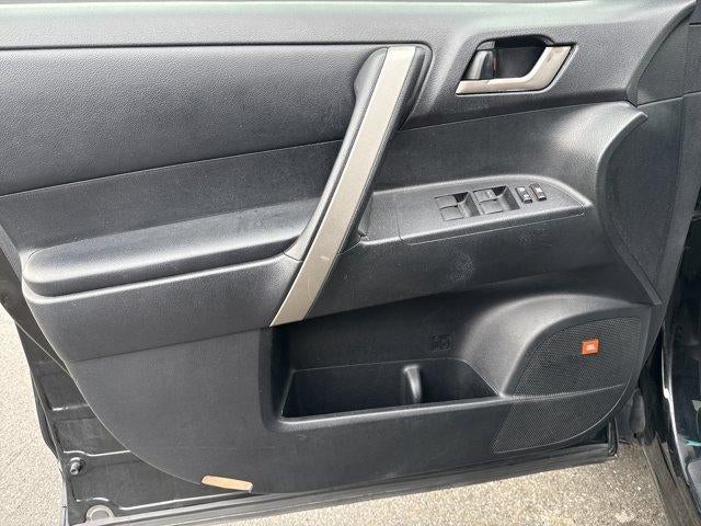 2011 Toyota Highlander 4WD 4dr V6 SE (Natl)