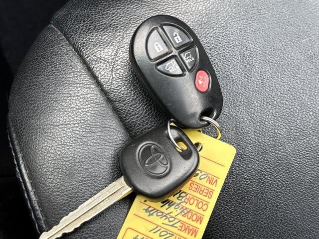 2011 Toyota Highlander 4WD 4dr V6 SE (Natl)