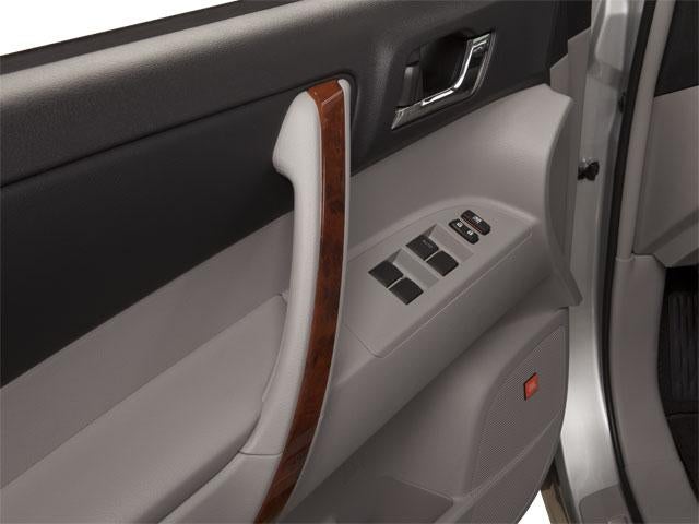 2011 Toyota Highlander 4WD 4dr V6 SE (Natl)