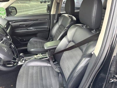 2020 Mitsubishi Outlander SE S-AWC