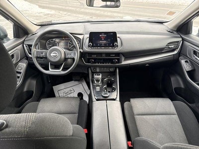 2024 Nissan Rogue AWD SV