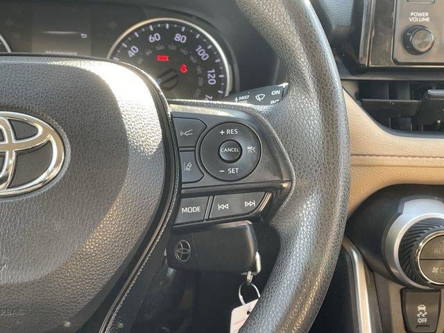 2019 Toyota RAV4 Hybrid LE AWD (Natl)