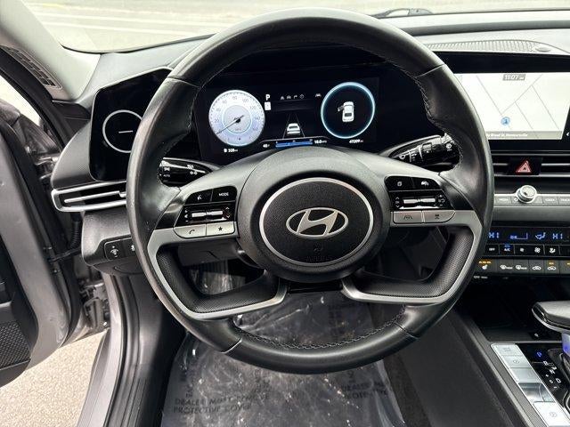 2025 Hyundai ELANTRA SEL Convenience IVT